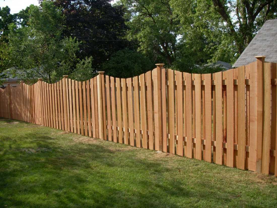 Деревянный забор на дачу фото