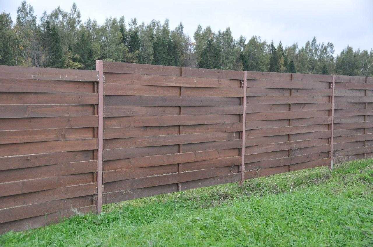 высокий деревянный забор раст фото 55